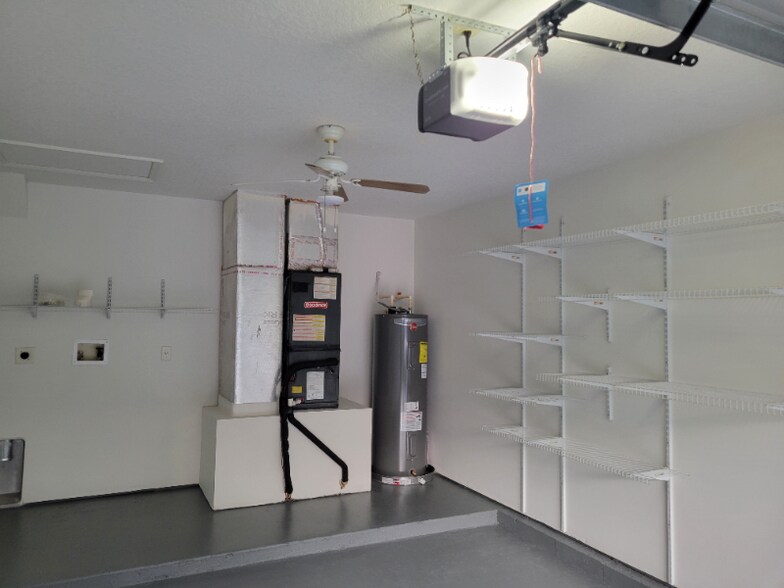 Building Photo - 1210 4 Mile Rd