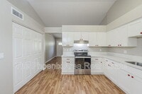 Building Photo - 875 S Nebraska St