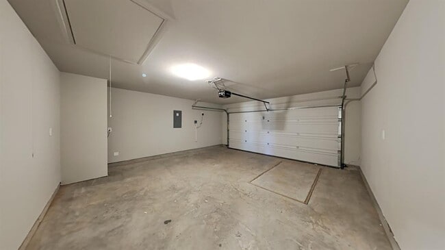 Building Photo - 4200 Colt Dr