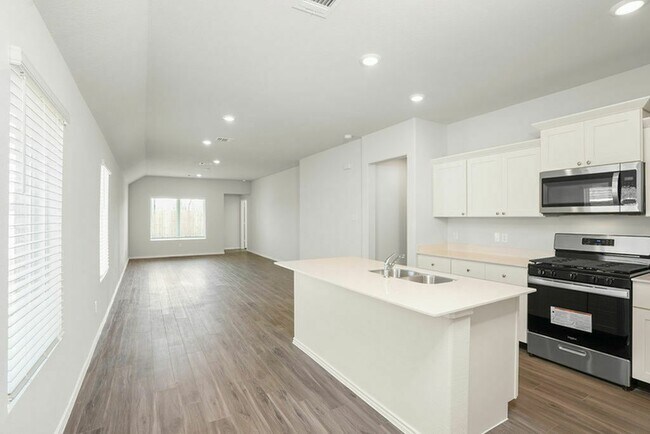 Building Photo - 3013 Wood Lily Dr