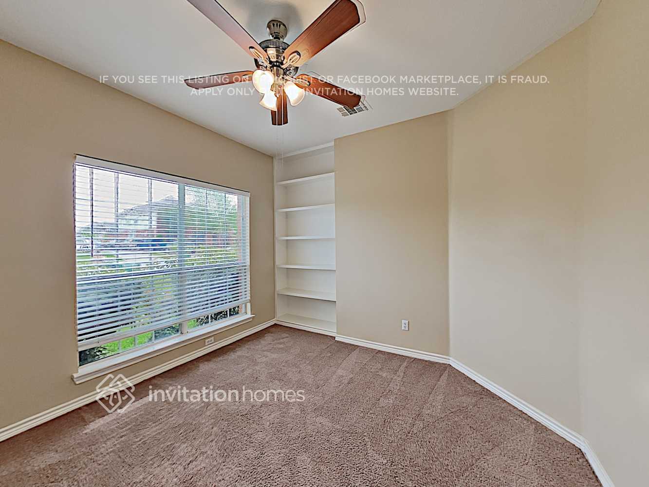 Building Photo - 1817 Fairfax Dr