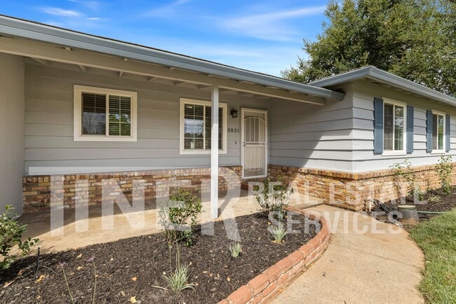 Building Photo - 3831 Horton Ln