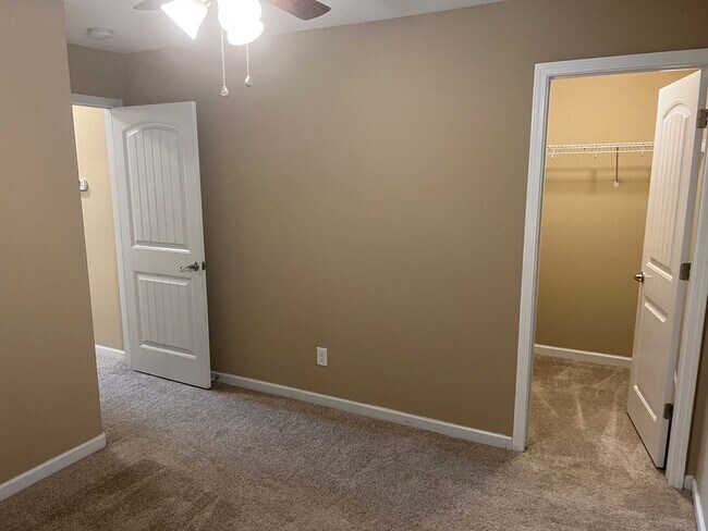 Building Photo - Lovely Home in Palmetto Pointe!-FREE Month Special!