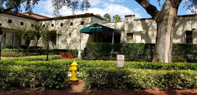 Building Photo - 1831 Sabal Palm Dr