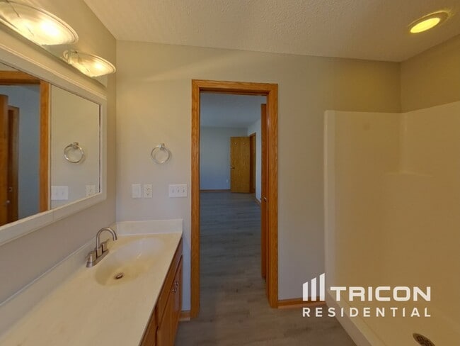 Building Photo - 2094 French Trace Ave