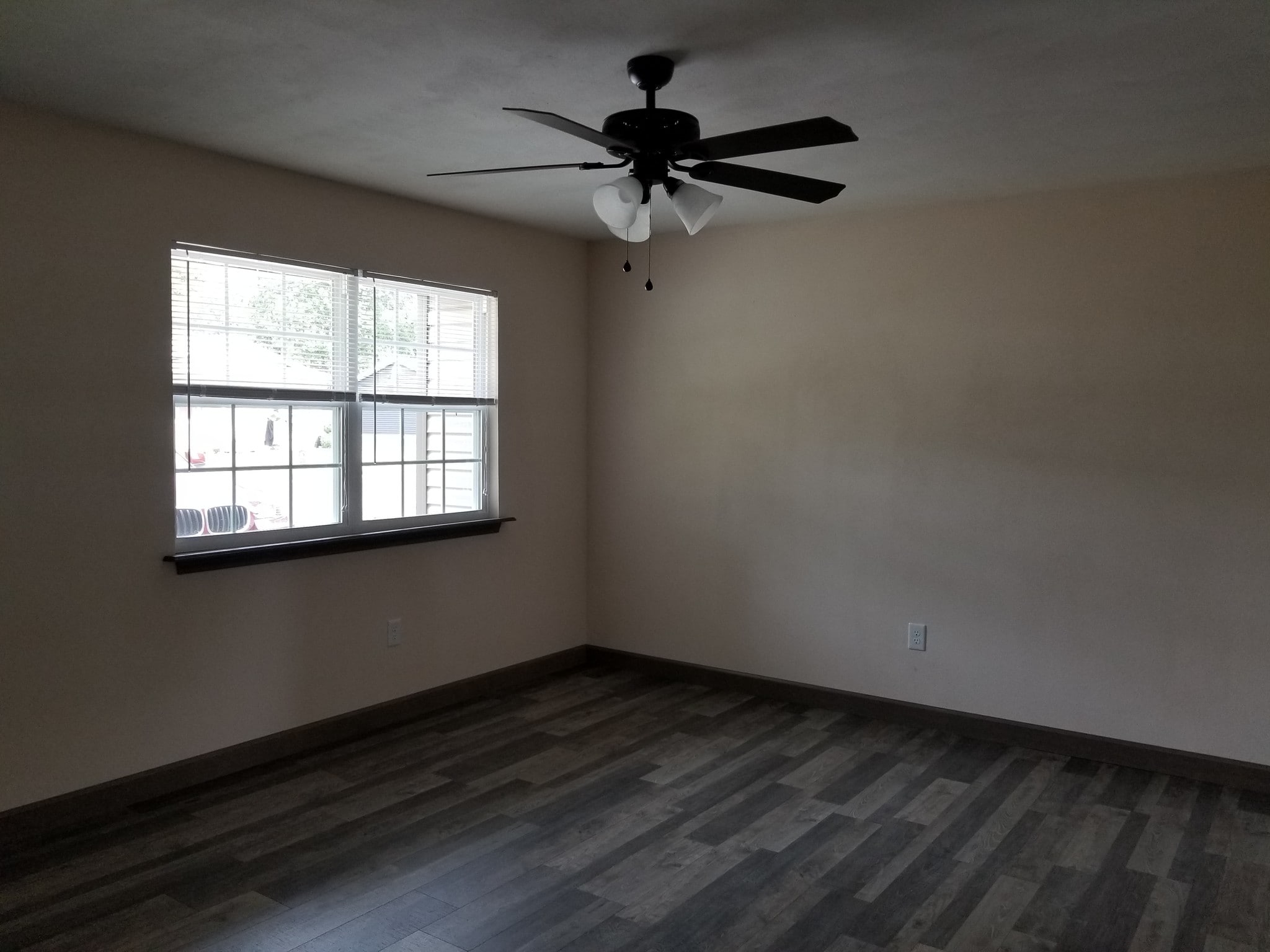 Building Photo - 434 Eagles Way