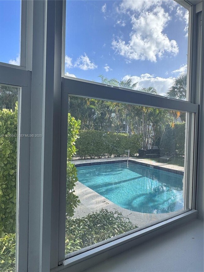 Building Photo - 361 Collins Ave