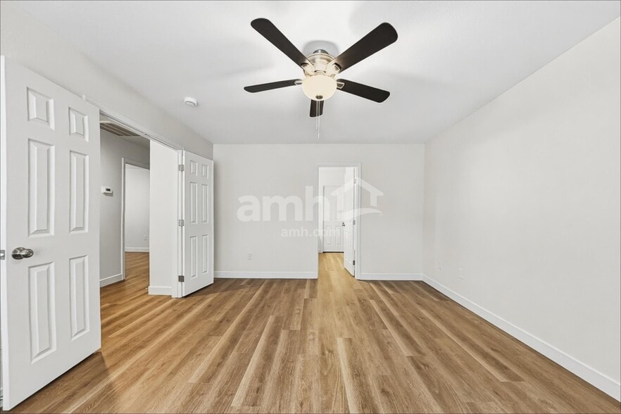 Building Photo - 4071 E Abraham Ln