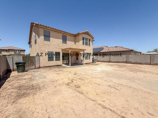 Building Photo - 583 W Racine Loop