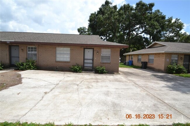 Primary Photo - 409 Big Cedar Way