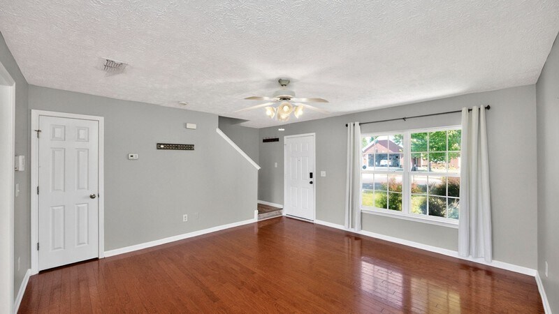 Building Photo - 4041 Sequoia Trail