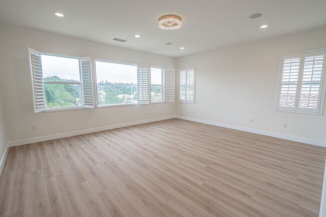 Building Photo - Spacious 4-Bedroom Pool Home in Saugus with Stunning Views & Community Amenities!