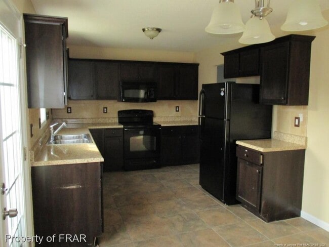 Building Photo - 1213 Piping Plover Court