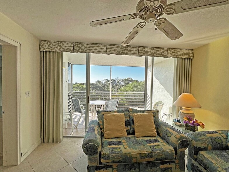 Building Photo - 15191 Cedarwood Ln