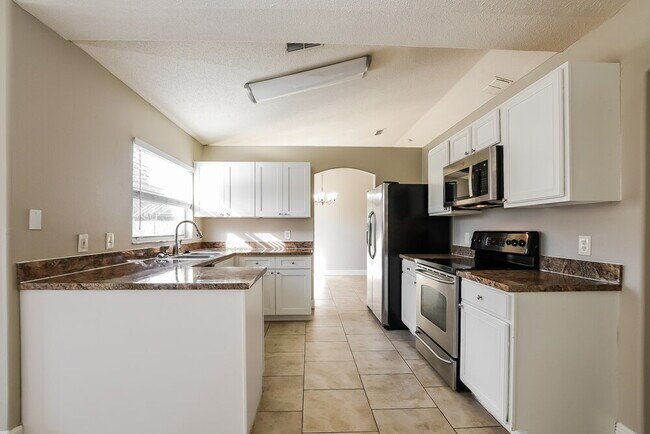 Building Photo - 4210 Red Bird Ave