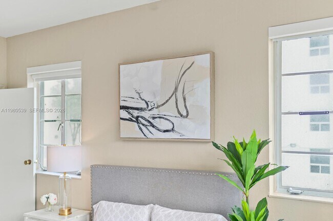 Building Photo - 301 86th St