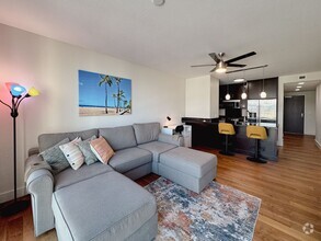 Building Photo - Furnished 1BD/1BA/1PKG at Waihonua in Kakaako