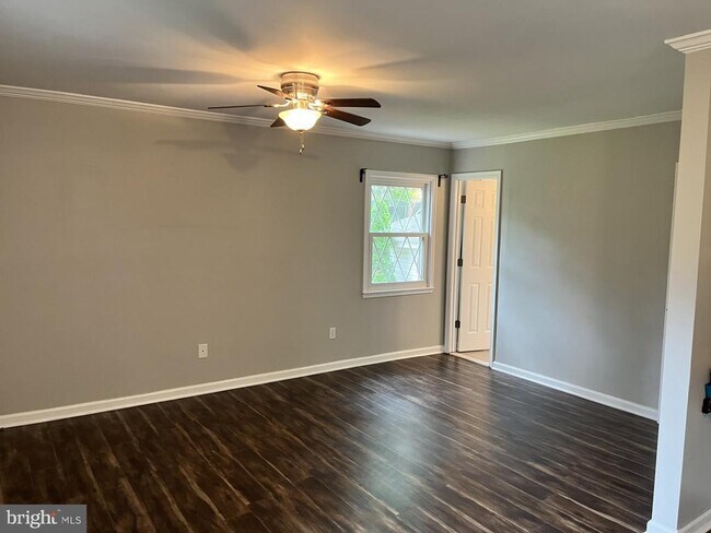 Building Photo - 7908 Jansen Ct