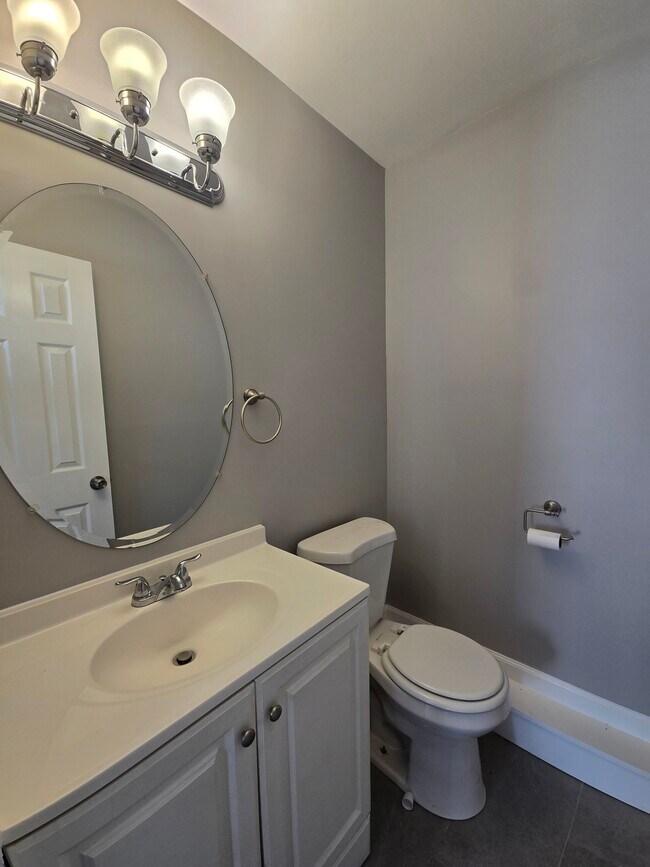 Half Bath - Main Floor - 41129 S Woodbury Green Dr