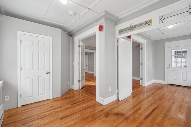 Building Photo - 3 Merrimack St