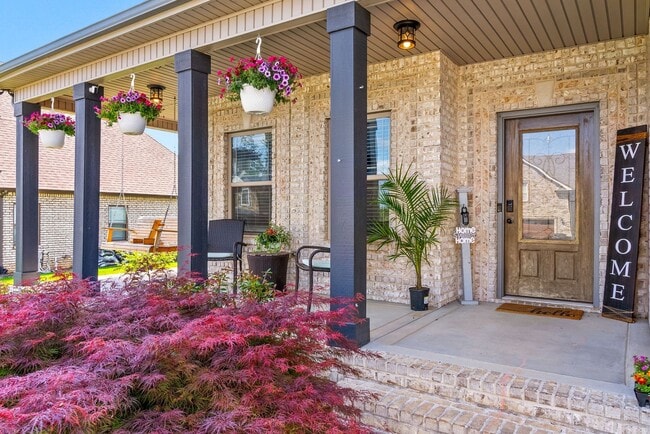 Primary Photo - Stunning Home in Wellington Fields Ready f...