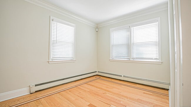 Building Photo - 4070 Madison Ave