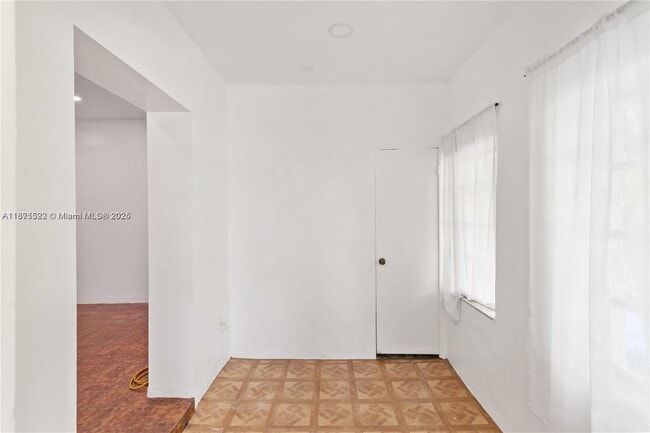 Building Photo - 2262 NW 5th St