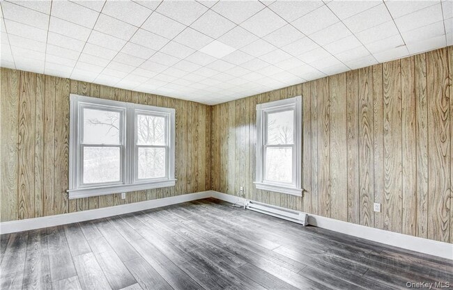 Building Photo - 202 Midland Lake Rd