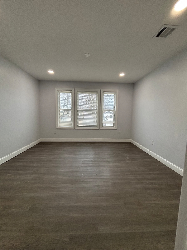 Building Photo - 811 S 13th St