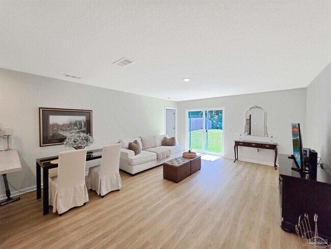 Building Photo - 6465 June Bug Dr