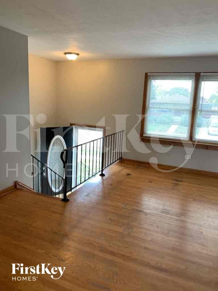 Building Photo - 20037 Orchard Ave