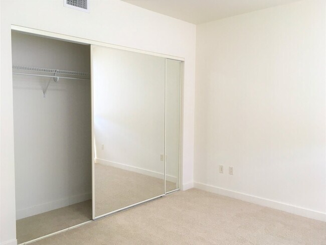 Building Photo - Keola Lai - 1BR/1BA/1PK (Pet Friendly)