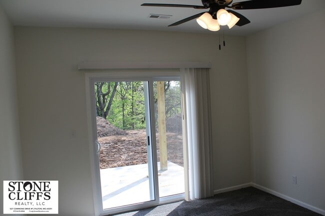 Building Photo - 904 Scott Station Rd