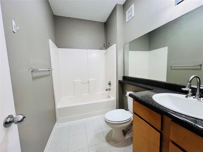 Building Photo - 2200 Classen Blvd