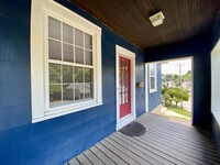 Building Photo - Charming 3 Bed/ 2 Bath in the Heart of Oak...