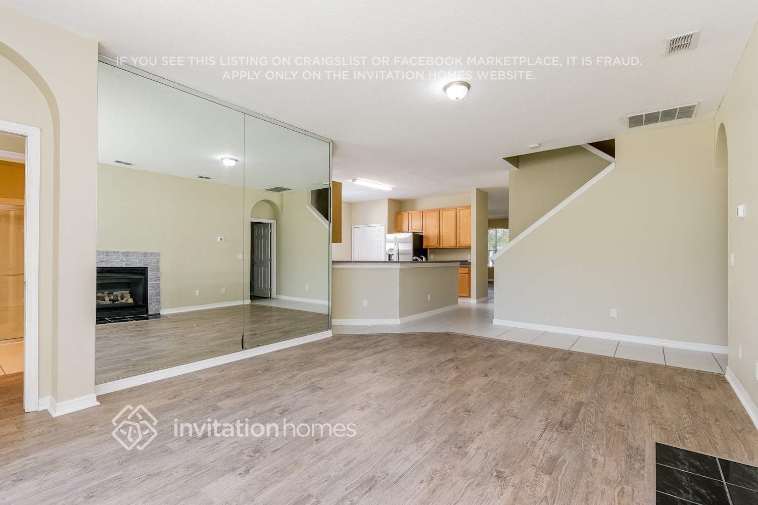 Building Photo - 866 Cherry Valley Way