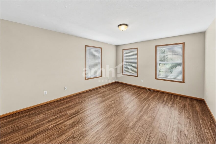 Building Photo - 6715 Legacy Pointe Ct