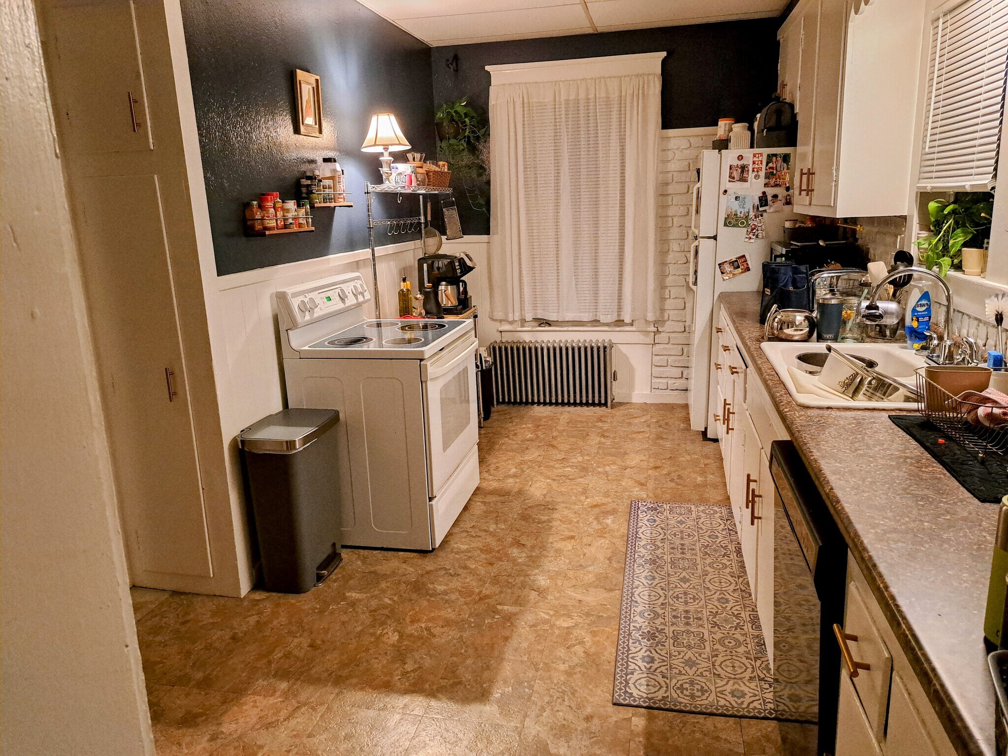 Building Photo - 357 Portland St