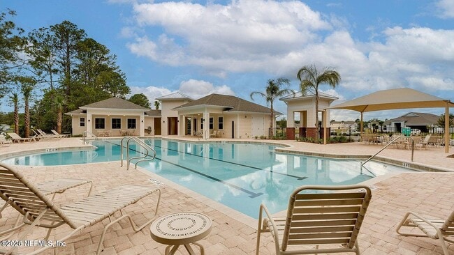 Building Photo - 353 Ponderosa Dr