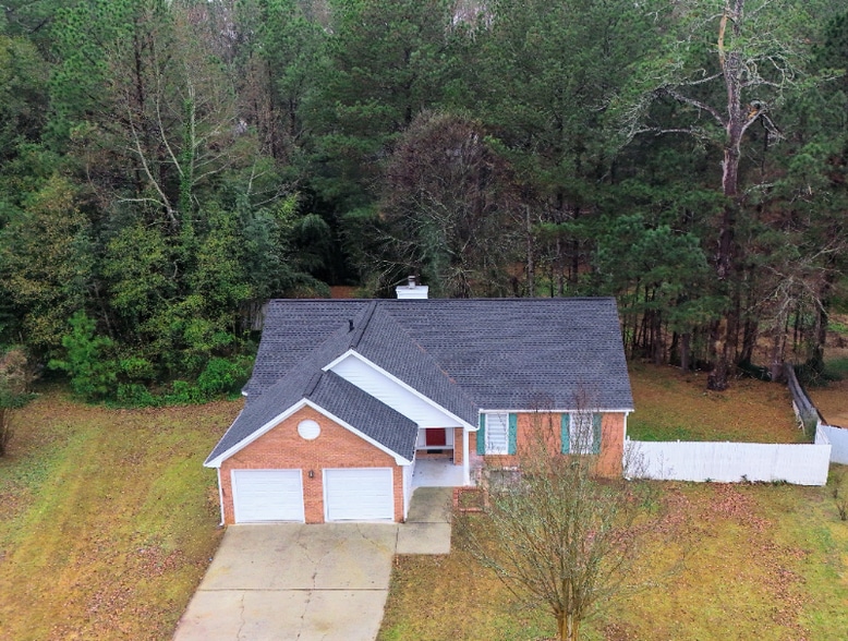 Building Photo - 2218 Willow Crest Cir