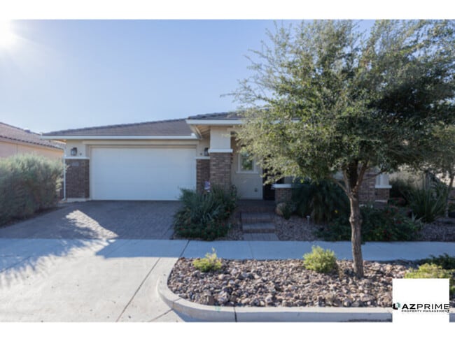 Building Photo - Modern 2/2.5 Mesa Home in Encore at Eastmark with Community Resort-Style Amenities!