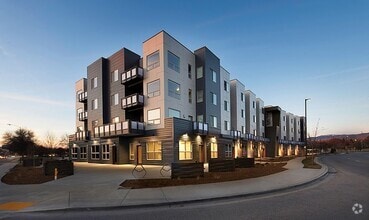 Building Photo - Commercial/Retail/Office Space for Lease –...