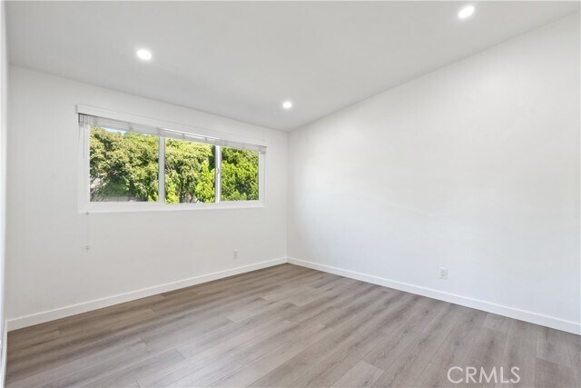 Building Photo - 3205 Bayside Dr