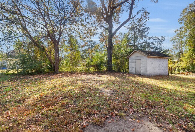 Building Photo - 1311 Beaufort St