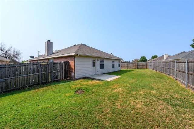 Building Photo - 1232 Round Pen Run