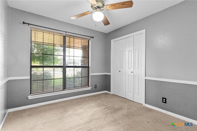 Building Photo - 4802 Canyon Cir