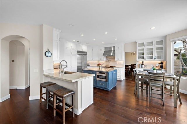 Building Photo - 28412 Via Mondano