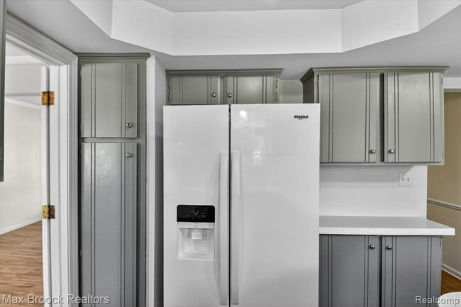 Building Photo - 33815 Orban Dr