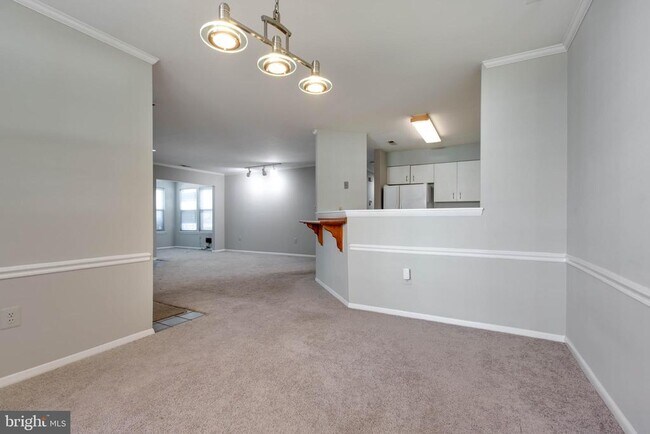 Building Photo - 7764 Mayfair Cir