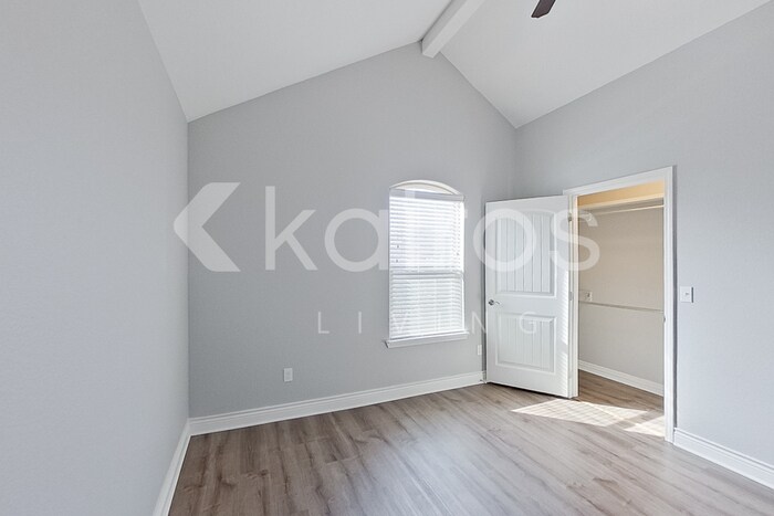 Building Photo - 7307 Albany Dr